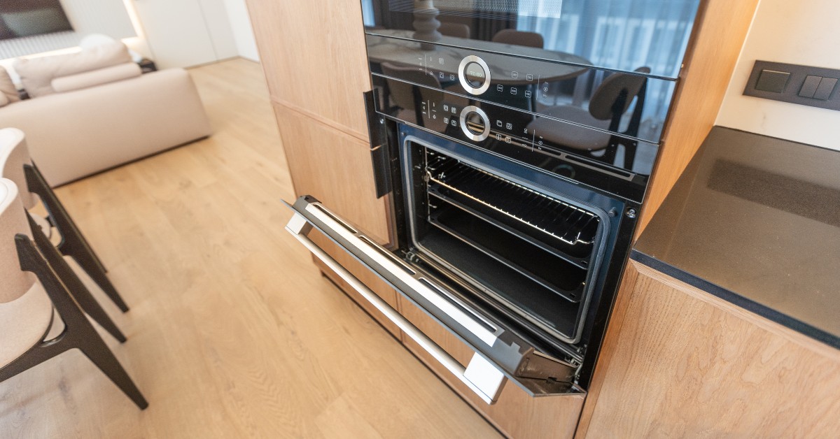 Практически приложения: от домове до ваканционни имоти и имоти под наем