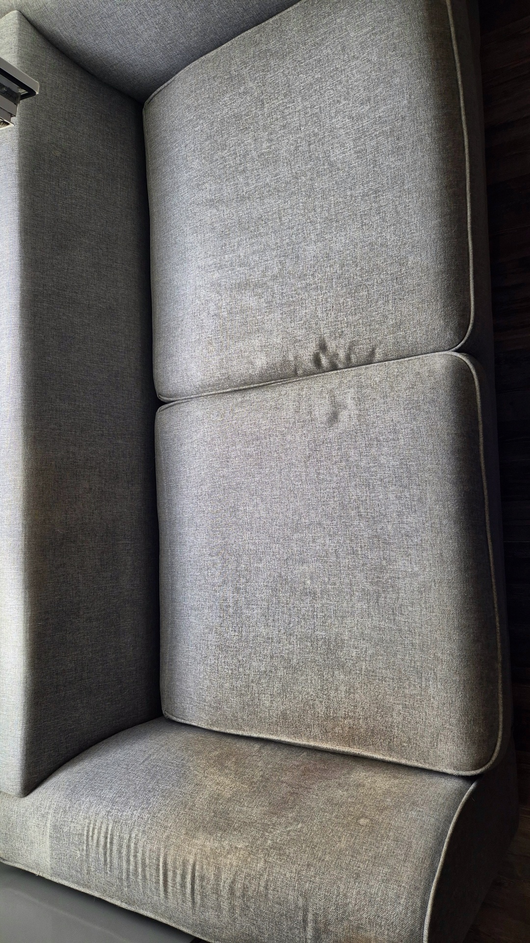 Before photo for Пране на мека мебел и килими